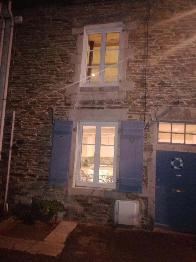 Gite Pierre Et Meuse A Fumay Exterior foto